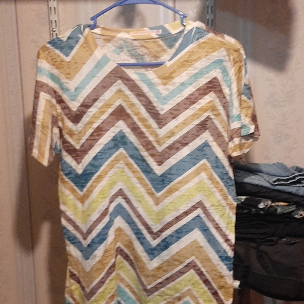 SS Chevron patterned shirt